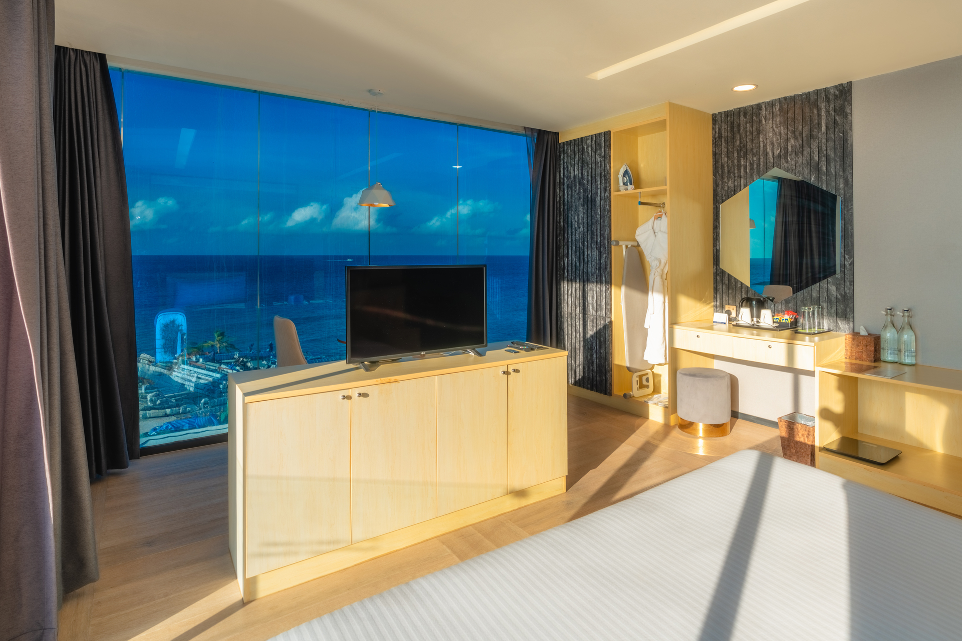Premier Ocean View with Balcony